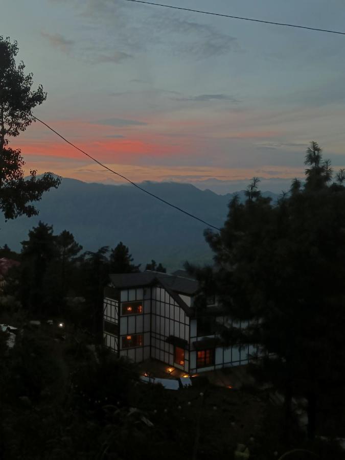 Firdaus Creative retreat&experiences Hostel Shimla Exterior foto