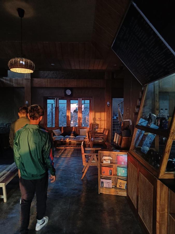 Firdaus Creative retreat&experiences Hostel Shimla Exterior foto